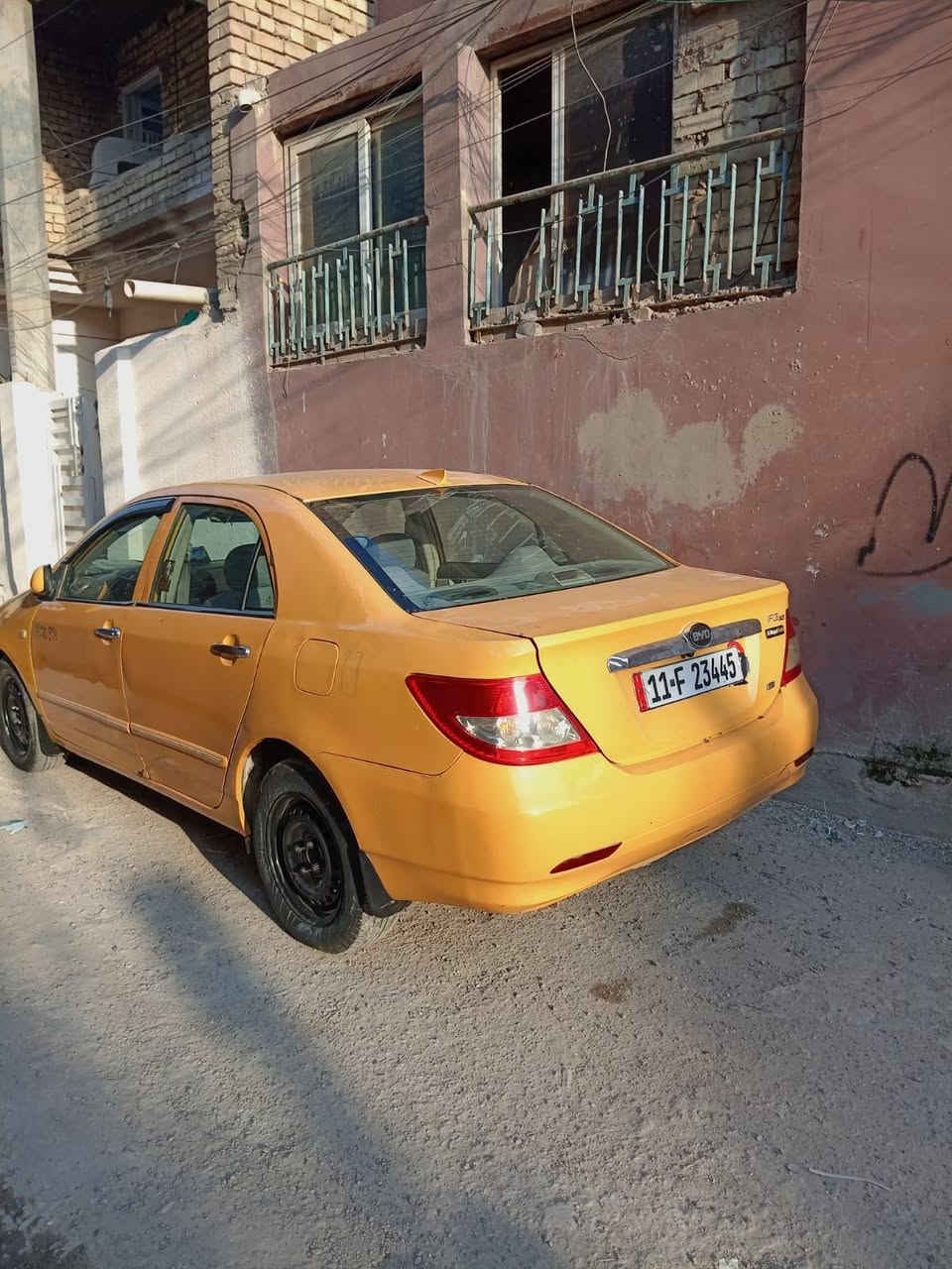 سيارة byd f3 موديل 2011 مابيها نقص سعرها 47 وبيها مجال
رقمي ***********
