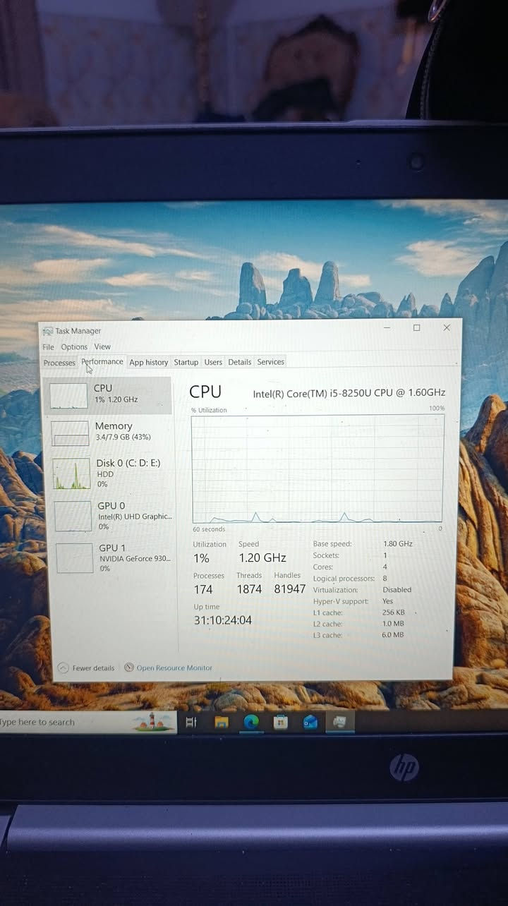 لابتوب hp المواصفات موجودة بالصور

موجود واتساب ***********
