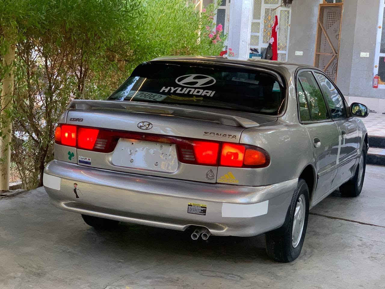بس جناي سوناتا يخابرني لن يعرف قيمتها ...
للجنايه فقط ...
وجماعه اليكسرون بسعر الله يسامحهم النضيف غالي و السياره متعوب عليه 
(((ميعجبك سعر عوفه ليدور جديد هوه هاذه جديد ع أيدي بعده شركه )) سياره ممستخدمه يعني جانت متروكه عد سخص من نادر اكو هيج سيارات 
السلام عليكم..... 
سوناتا تو 1995..... 
رقم بغداد....   الدولي 11
شرط التحويل...  مشروع وطني 2028

(( كير اوتوماتك ))

مكفوله من ضربه ولكص ول خياس ....
كهربائيات ع وضع شركه ولا ملعوب بيه... 
 دوشمه مدوشمه أحسن شي
ويل كب البلادي... 5
تبريد ثلاجه 🥶 تدفئه  نار . ..تخم تاير.... جديد بأيدي شاده  قبل يومين...كير ومكينه خير من الله...... بشرط فول
كهربائيات كله شغاله بلادي.... 
حته ل اريل كهرباء
شرط لغود وتكم عله وضع الشركه مملعوب بيه....
كيجات كله شغاله حته ل بانزين هم يشتغل ..
نعومه ماشالله صاعد حديث 
شاشه كامره دواره..
سياره ما بيه كل عيب تخبل ول ياخذه  يرحملي من وراه 
دشبول يخبل .. لا فطر ولا زلغ
منضومه زينون عالي ناصي..
 سياره ما بيه رجفه بل تبريد خلاص ...

شرط لاضربه ولا طخه ولا كص  ولا كلشي وين ميعجبك روح افحص  ...
صدر خلفي أمامي كله جيد ما ملعوب بي عشركه  نعومه صاعد حديث ... بشر ترايك 200 
غرفتها جديده ...دواخلها مثل كشنات شركه جدد ❤ ... ..مسجلها فول......كيجات كلها شغاله...
محرك مفتوح 20.0 (المرغوب)

السعر)( 48 ))بيها مجال

***********
***********
ميعجبك سعر عوفه لا تعليق رجان الله شاهد سياره متعوب عليه 
الموشراي لايضل ابكيفيه ينطي اسعار والسوك كلشي بي السياره محد يعرف قيمتها بس الجناي وبلحقيقه احله من الصور ❤️وحلالي عزيز مثل مانته عزيز ✋ 
ملاحظاه سياره كل ترويج ما بيه ❣️
