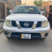 نيفاره ٢٠١٣ للبيع بغداد بسمي تحويل ثاني سياره جاهزه وحلوة بيه صبغ جامل...