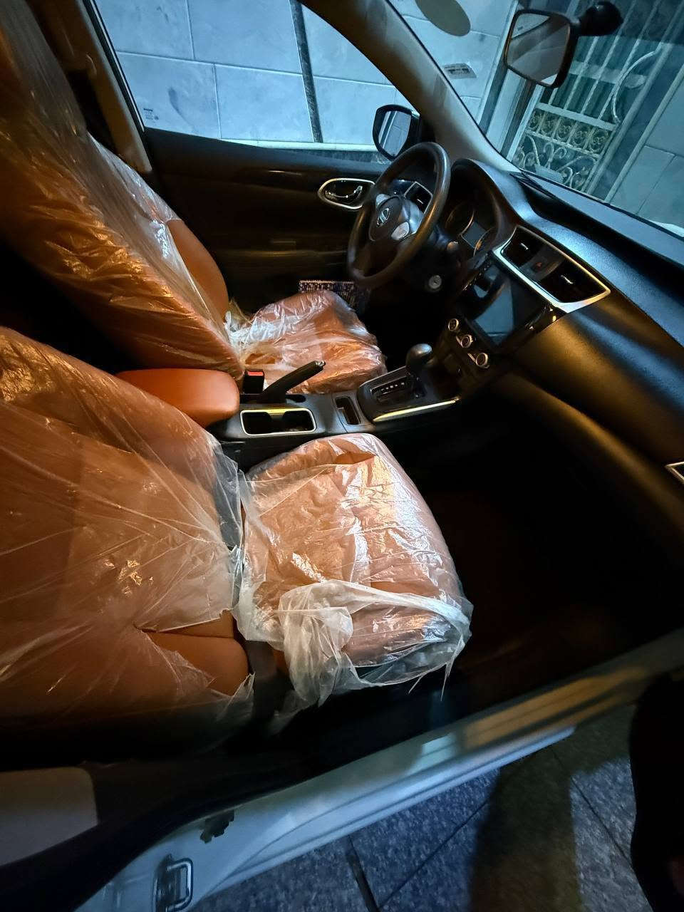 نيسان سنترا 2025 (Nissan Sentra)

🌍 المدينة –  بابل

•   🛣️  المسافة المقطوعة    -  26k
------------------------------------------------------------ 
💰 السعر: خاص 
 
الارقم لتواصل / *********** .  ***********

🔧 المحرك والأداء:
🔸 محرك 4 سلندر سعة 1600 سي سي
🔸 ناقل حركة أوتوماتيك CVT
🔸 أداء ناعم واستهلاك وقود اقتصادي
🔸 نظام دفع أمامي
🔹 جنوط قياس 16 إنج
🔹 إضاءة أمامية LED
🔹 مرايا جانبية كهربائية
🔹 تصميم عصري وانسيابي
🔸 مقاعد جلد مشمشي مريح
🔸 تحكم بالمقود (ستيرن ملتي)
🔸 شاشة وسطية
🔸 نظام تكييف فعال
🔸 زجاج كهربائي

🔹 بلوتوث + USB
🔹 نظام صوتي جيد

🔸 وسائد هوائية
🔸 نظام ABS مانع انغلاق الفرامل
🔸 نظام الثبات الإلكتروني ESP
🔸 كاميرا خلفية
🔸 حساسات خلفية

#سنترا #سنترابابل حلة, بابل
