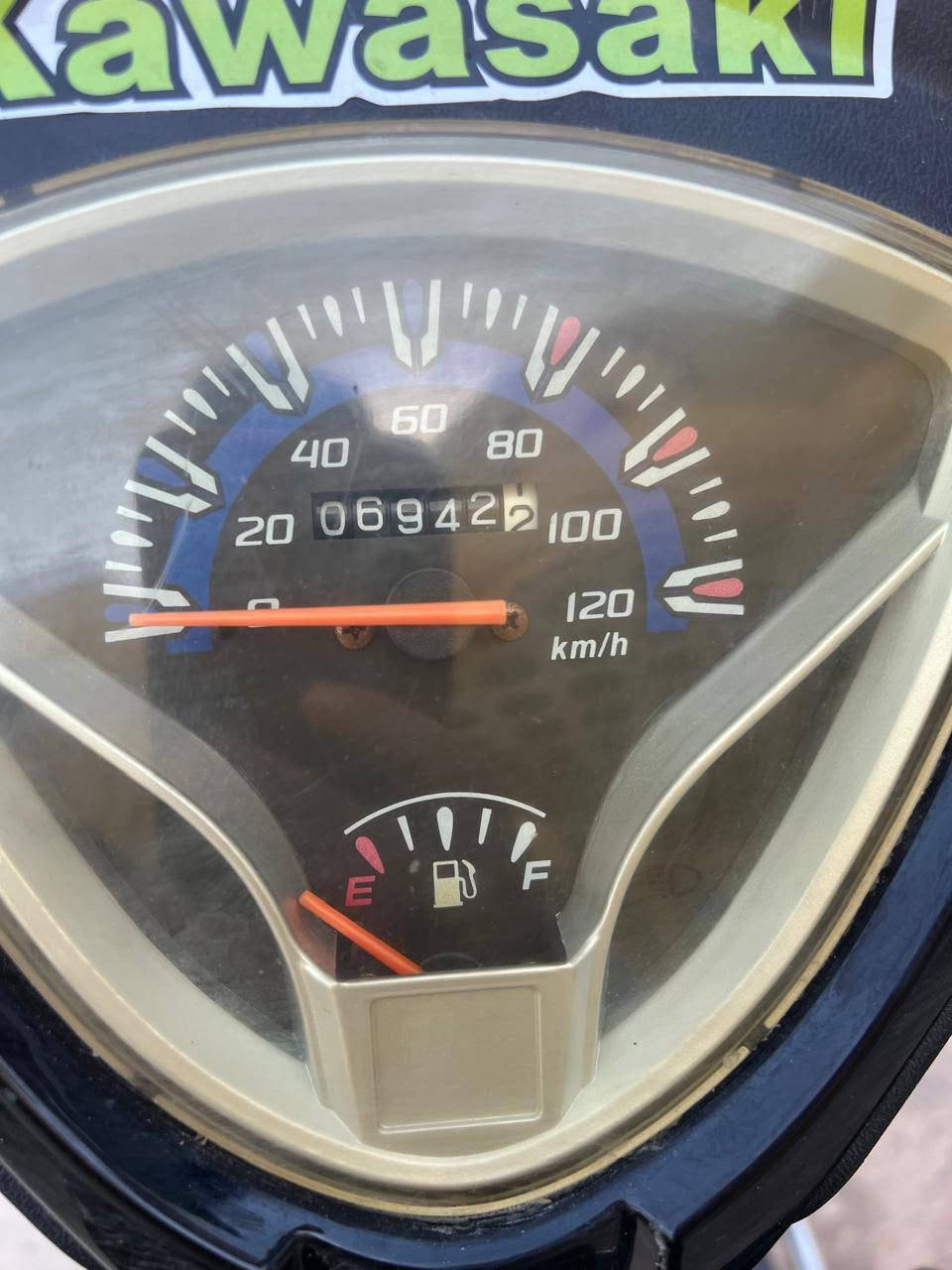 السلام عليكم
للبيع دراجه نوع سكنس
فول مواصفات موديل 2023
الدراجه مال جناي
سرعه 120
تشغيل سلف. هندر . تشغيل ريمونت عن بعد
اشاير 
لايتات لد
الدراجه مجفته اول فتحه الها 
السعر 550 وبي مجال
الرقم ***********
موجود واتساب
