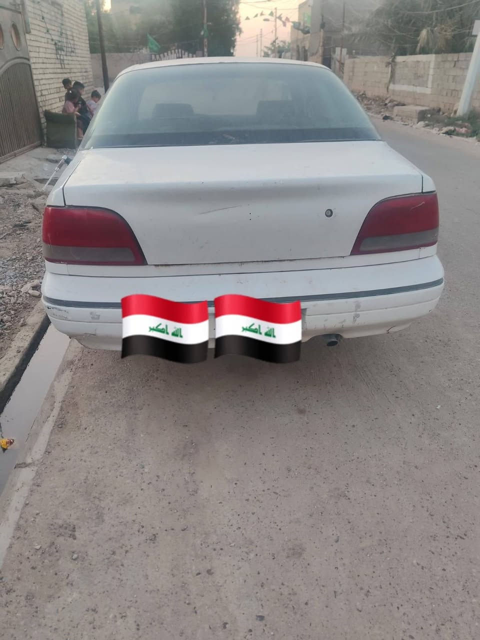 سلام عليكم سيارة ابرنس دايو السياره خير من الله يحتاجله شوي ترتيب رقم نكليزي ديالى  مشروع وطني تحويل ثاني يوم نفس ماوضحه بلصور كير عادي محرك بلادي السياره يحتاجله ترتيب نوزلات شوي تعبانه يرادلهن تبديل او تنظيف كير محرك اكسن خير من الله أقر المنشور عدل وتصل السعر ٢٠ وبيه مجال حك الجيه مكاني بغداد مدينة الصدر ***********
