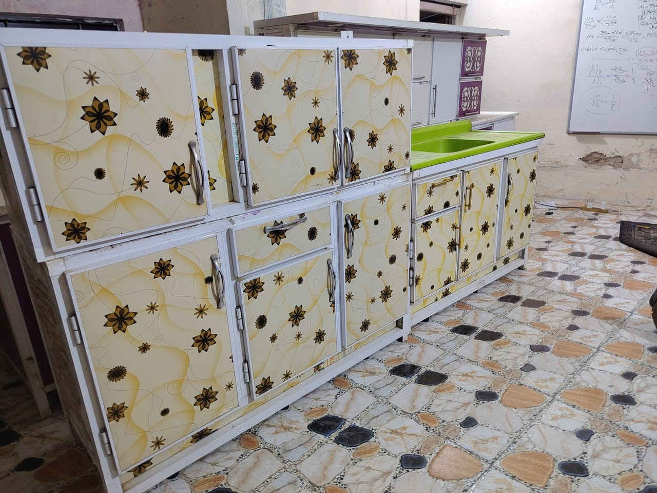 كاونتر تزكام ثلاث قطع سنك مرمر الشراي يتصل *********** واتساب العنوان ديوانية توجد خدمة توصيل داخل الديوانية
