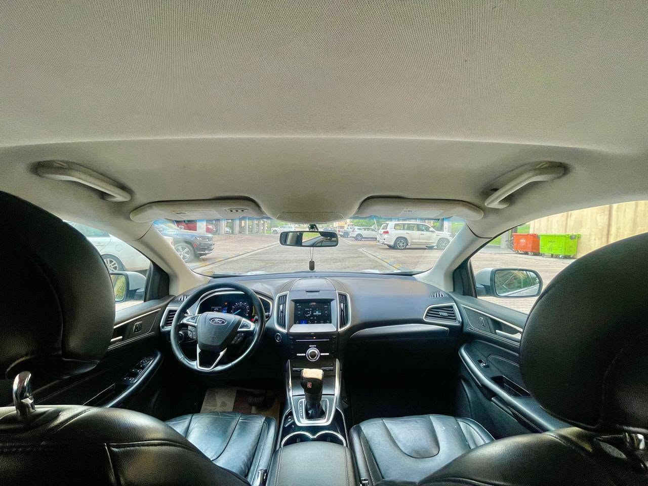 FORD EDGE TITANIUM
مواسفات: کوشن جلد و هیتەر 
شاشە و ئیمپفایەری SONY
٣شاشە
لایت بەگ لایت لید و ئەوتۆ 
بەصمە و شغال 
ویل ١٩ 
کۆدی دەرگا و دەرگای دوا جەگ 
دەبڵ گێر و گێڕی سەر سوکان 
مەکینە 2.0 turbo
برێک کارەبای 
ڕاداری ئاوێنەکان 
تەبرید دواڵ زۆن 
سەیارەکە فول فولە بەس پانۆراما نییە ..

سەیارەکە ٢٠١٧ و ٨١ هەزار ڕۆشتوە ،
زۆر تازە و بێ نوقسانییە سەنەو پلێتی هەمووی تازەیە تەقە و رەقەش بە شەرت بە ناوی خۆمەوەیە ،
سەیارەکە بێ بۆیاخ و بێ ئەرباگە تەنها دەرگای دواوە گۆڕاوە بە بیلاد کەمێک ناو حەوزەکەی گرتوە بە شەرتی هەموو شتێک دوو پەڵەی بچوک pdr هەیە و دەعامیەکانیشی بۆیاخی نییە هیچ گلۆپێ لە داشبۆردەکەیا ئیش ناکات ...
گێڕ و مەکینە نە کراوەتەوە و بێ کێشەیە بە شەرتی یەک مانگ ، کامل سێرڤس کراوە ...
بۆ زانینی نرخ پەیوەندی بکەن    *********** السليمانية, العراق
