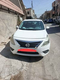 سيارة نيسان سني هندي للبيع موديل 2018 السيارة بيها ملاحظات  ما مصبوغة ...