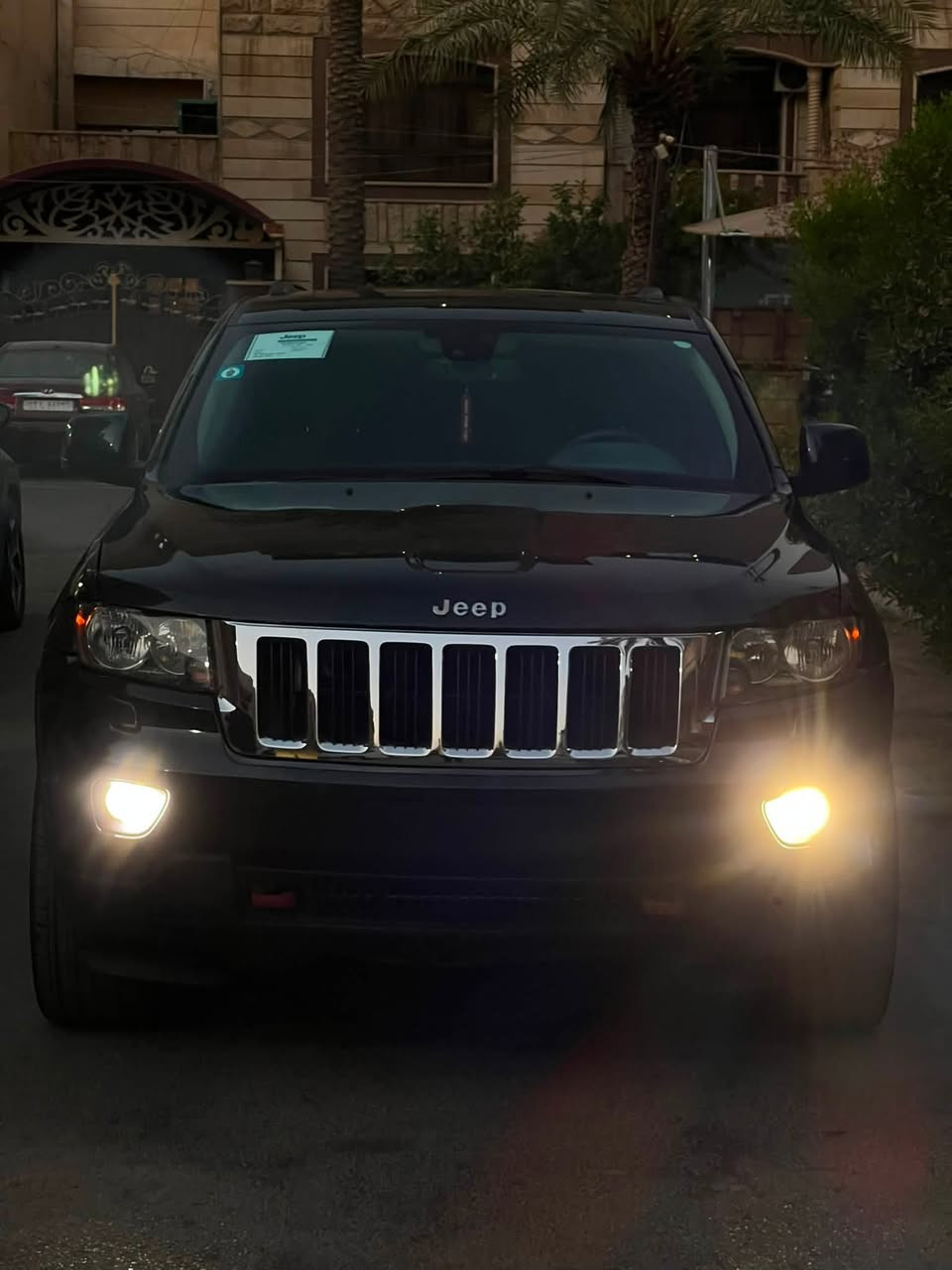 جيب grand Cherokee limited 2012
المواصفات :

محرك 3600 المرغوب كفاله عامة لافتح لاتنقيص 

بصمة 

تشغيل عن بعد 

سلايت رووف

تحكم ستيرن 

مثبت سرعه cruise 

شاشة قلاب اصليه مالتها 

تحكم بالتبريد dual منفصل 

هيترات كشنات 

دفع رباعي ومانع انحدار وسبورت وsnow

تبريد قطعتين وبلك كهرباء خلفي 

هوك خلفي 

حساسات 

هيترات بالمري جانبيه 

السياره بيها هواي مواصفات بعد

بيها صبغ 3 قطع فقط 

رقم جديد وسنويه جديده وهزه جديده بسمي 

السياره صارف عليها كلش هواي وكلة وكاله ومعتني بيها وبانزين محسن ودهن وكالة

مناقصها اي شي الحمدلله 
رقم بغداد الجديد بأسمي 

السعر 155 وبيها مجال 

للاتصال ***********
