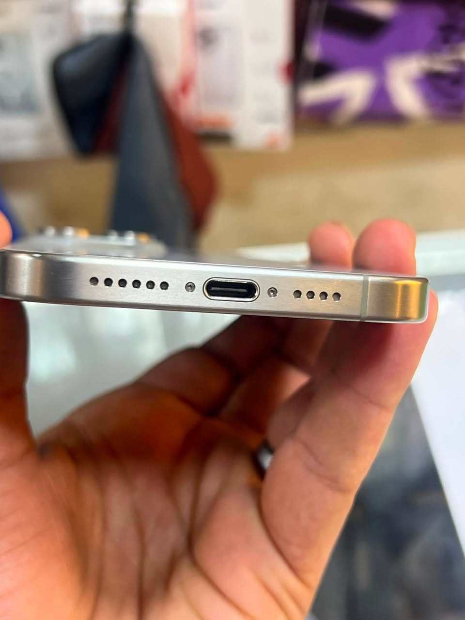 � للبيع iPhone 15 Pro Max 🔥

📱 اللون: Silver Titanium 🤍
💾 الذاكرة: 256GB
🔋 صحة البطارية: 84%
📶 شريحتين SIM دبل سيم
🌍 النسخة: CH
موصل ميثاق  ***********
