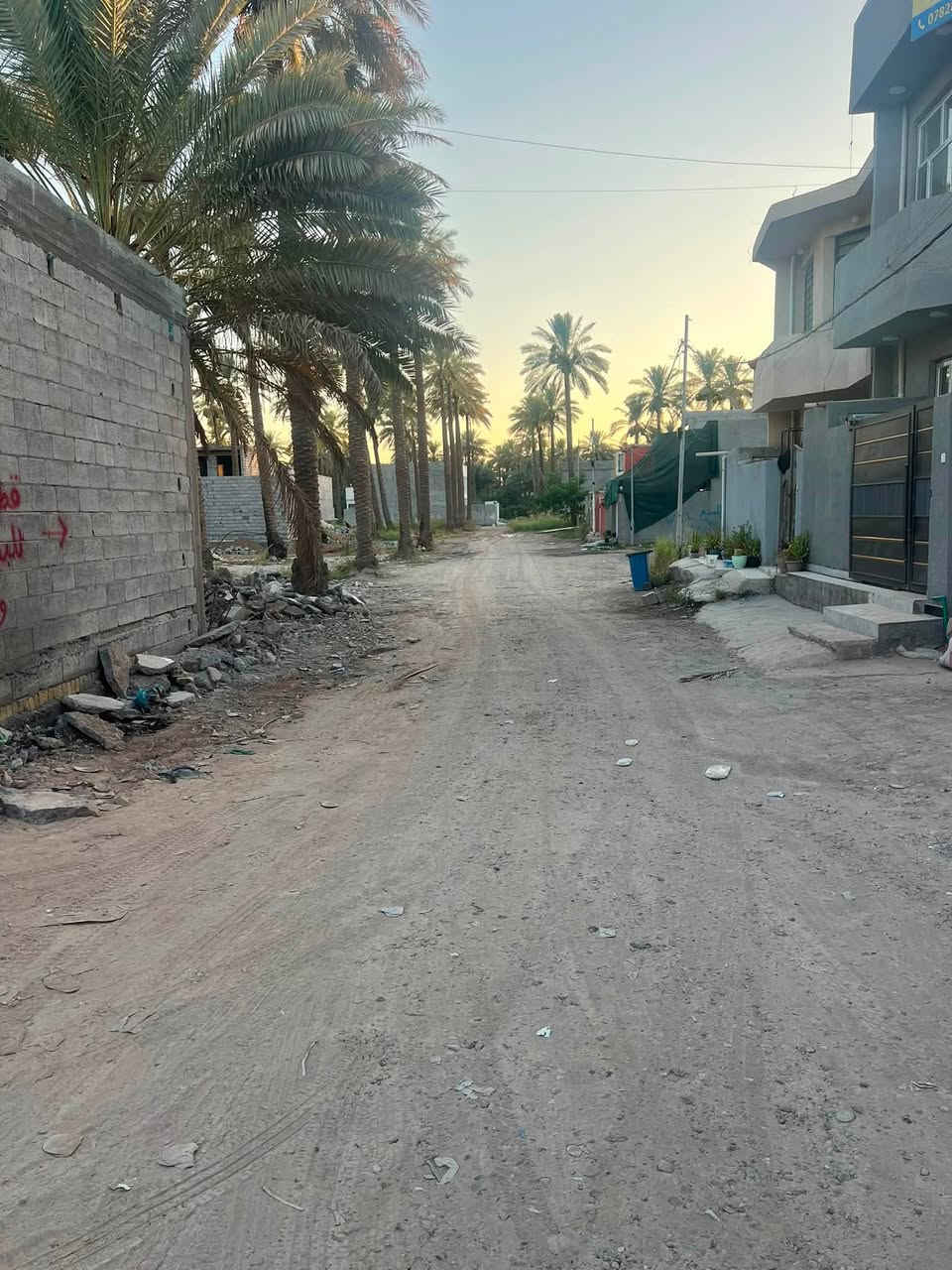 السلام عليكم.قطعة أرض للبيع في بغداد/الراشديه.منطقة المراسمه المساحه 140متر..الواجه 7 والنزال 20.للاستفسار الاتصال على الرقم *********** السعر 32
