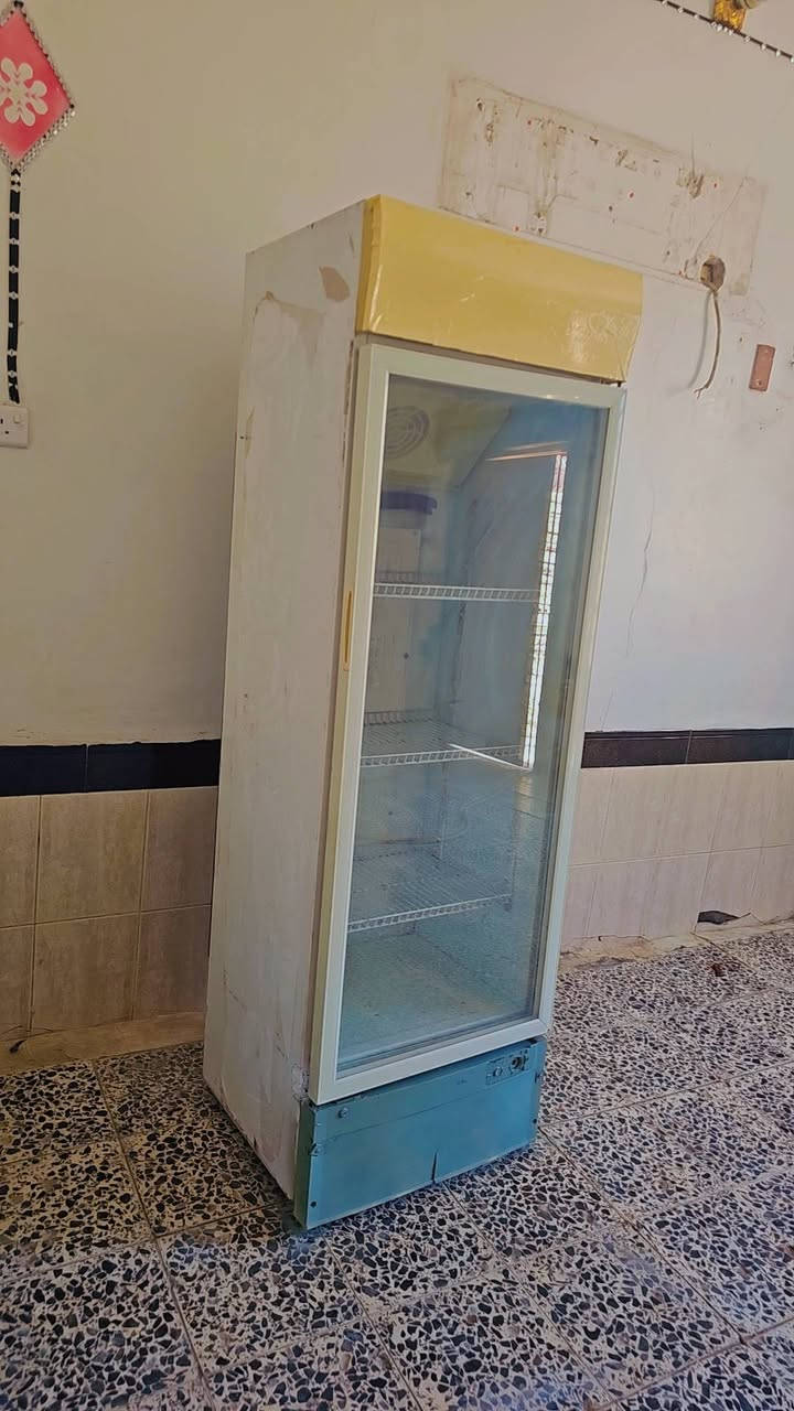 عارضه براد مال اسواق نضيفه كلش حجم كبير تشتغل ونضيفه كلش ع فحص العنوان بالعباسيه ويوجد توصيل 
***********
