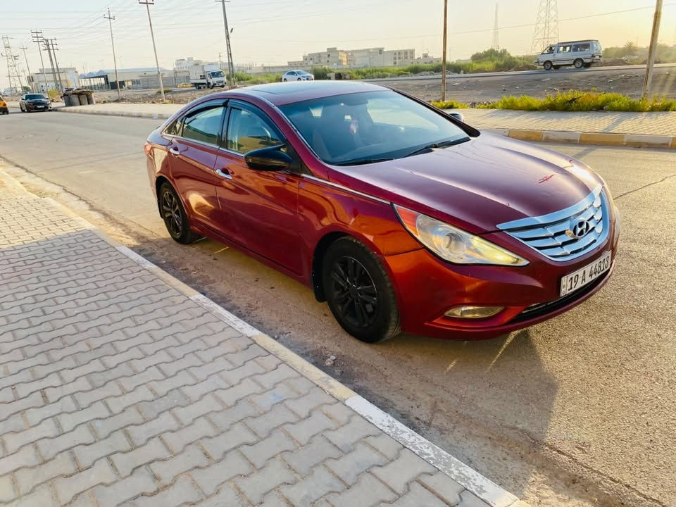 السلام عليكم سوناتا٢٠١٣ فول موصفات ١/١ وارد أمريكي حادث تخريب بدون دواخل طخه بصفحه اليمنه ومصبوغه صفحه وباب وجاملق خلفي والباقي كفاله سياره جاهزه من كلشي ألف ماذب عليه مكينه ٢٤٠٠تيربو تبريد حداديه صدر تخم تاير كفاله سياره جاهزه من كلشي رقم كربلاء بسمي شخصين تحويل ثاني يوم 
مكان واسط الكوت مركز المدينه 
***********
***********
