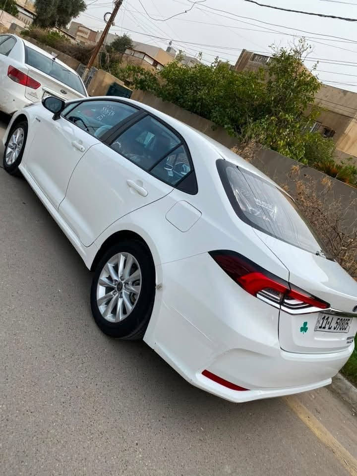 السلام عليكم
تويوتا كورلا شكل الخليجي 

بيهة طخة كد 4اصابع ب خشم البنيد وصبغت ربع بلصور

ولهلال جاملغ ليمنة لارد الصبعين وممبين 

موديل  2024 علامة الزكة 

محرك ١٨٠٠

رقم بغداد بأسمي 

مواصفات فول فول كشن كهرباء 3 وضعيات الكشن 

داخل احمر 

تحكم ستيرن

شاشه

كامرا

فتحه

عداد المسافه 55الف 

السعر145 وبيهة مجال للشراي 

مكان السياره بغداد الحرية شارع 30 

للإستفسار الاتصال   ***********واتساب فقط اتصل
