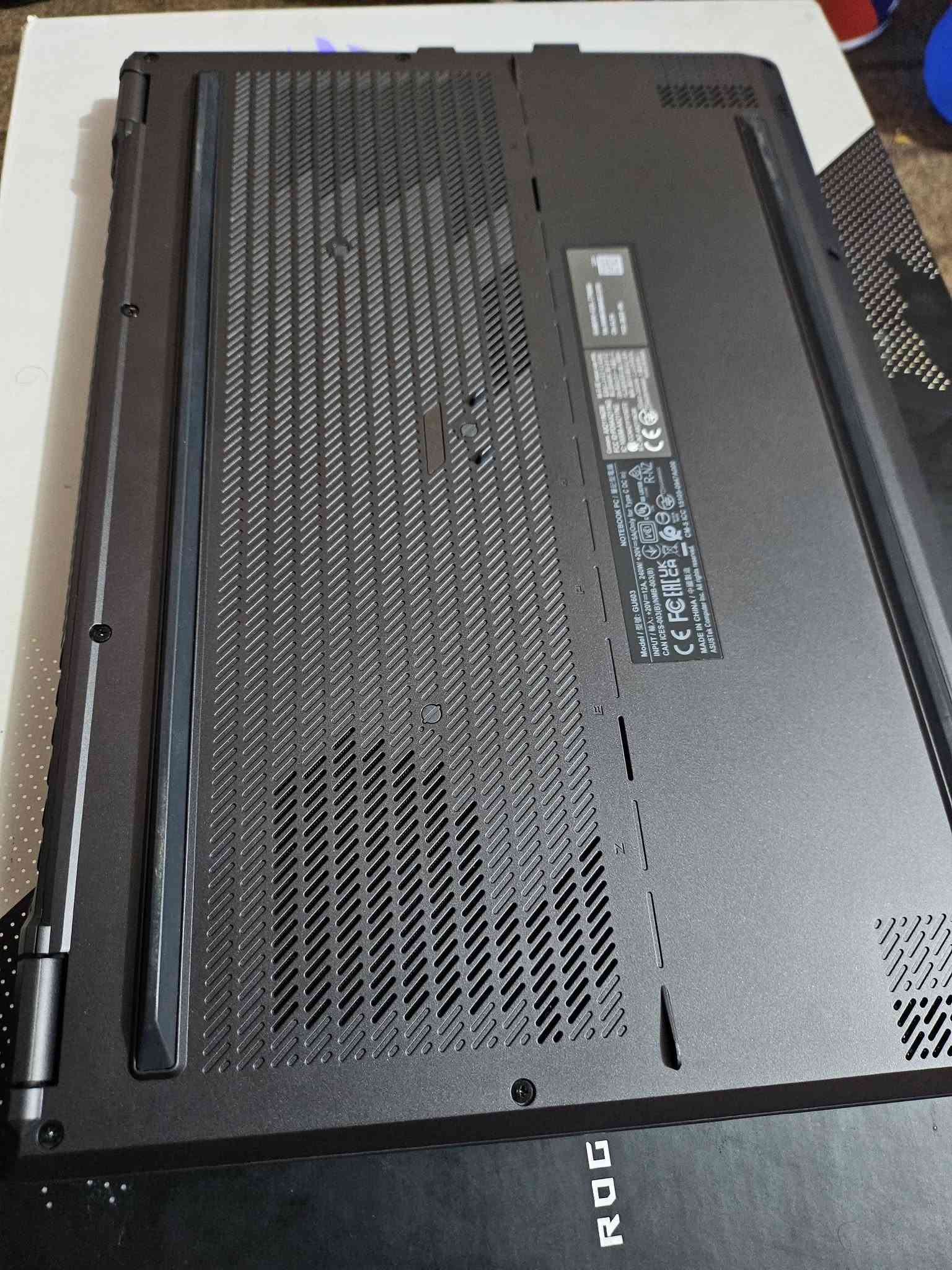 asus zephyrus G16 • RTX 4060 • ٣٢ جيجا رام