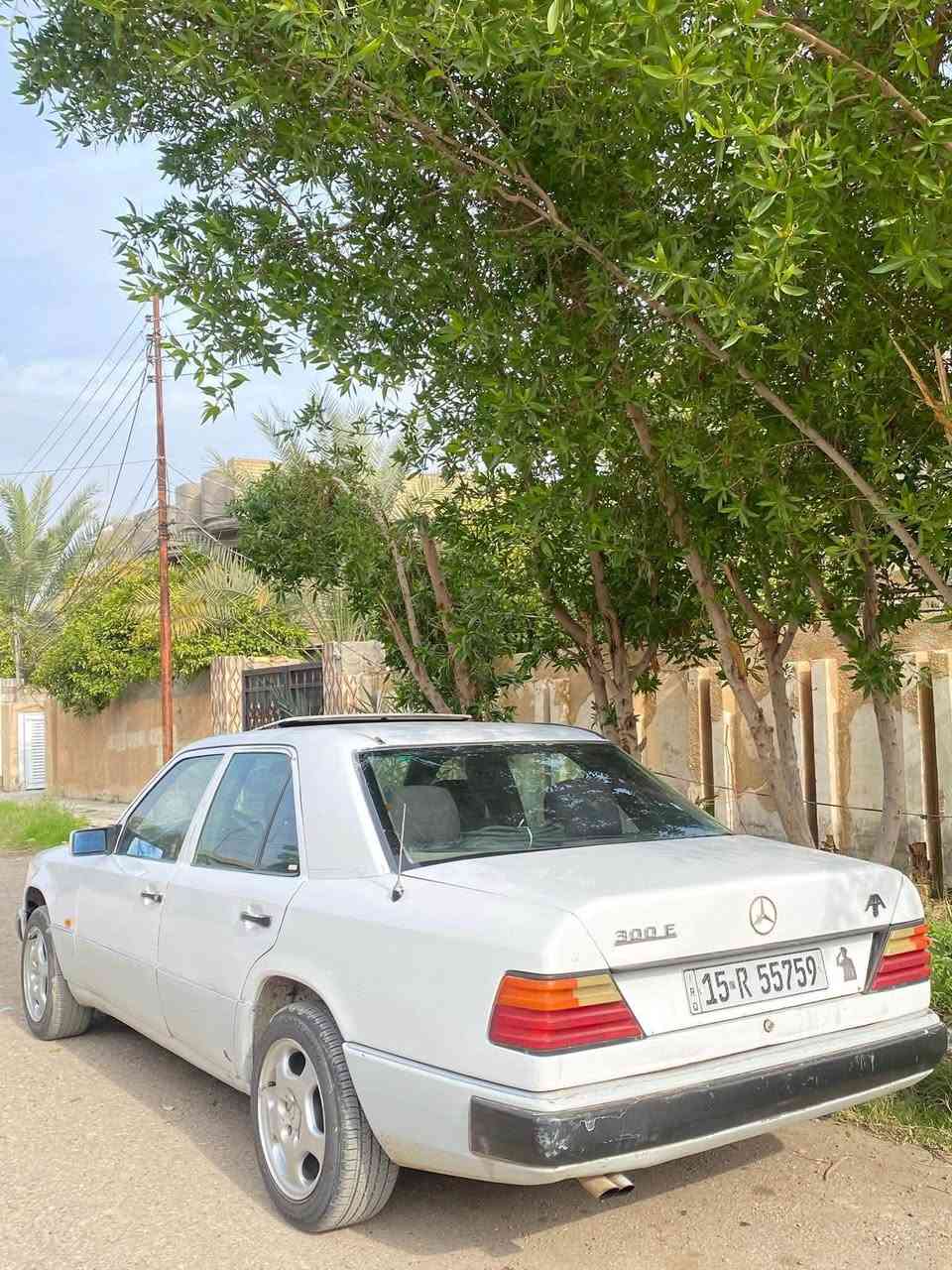 بيع مستعجل خيط بخار خفيف
السلام عليكم مارسيدس دب بسمي تحويل مباشر 

رقم انبار دولي  احول بديالى 

 موديل 88 

محرك كير بطة 2500 ديلكو 

 ويل AMG 16  

دمام سستم سماعات  

شلعة ومعدل  

مكاني ديالى  

رقمي *********** 

السعر 40 وبيها مجال
