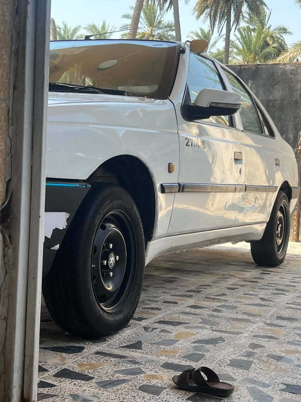 البيع  بيجو روى موديل 9 سيارة حلوة نضيفة سعر 28,بيهة مجال مكان بغداد جسر ديالى رقم *********** نتصل ودلل
