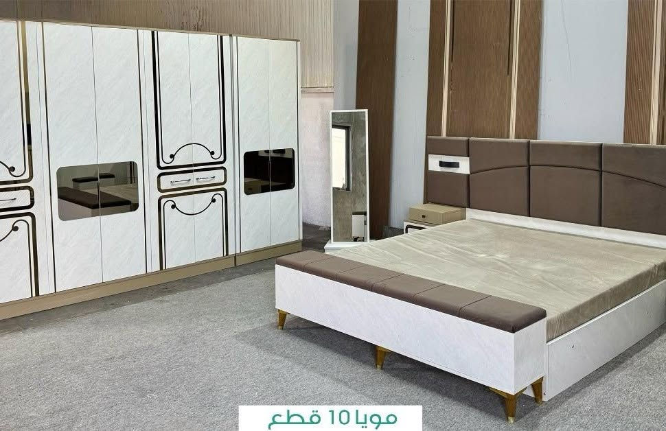 وصل حديثا بمعرض القزاز للاثاث الجاهز في الشطره قرب مطعم الكرار بشارع البريد
موديلات حديثه من الغرف التركيه وبانسب الأسعار
علما بأن البيع بالنقد والقسط المريح
هذا الموديل يتكون من 10 قطع متانه وقوه وضمان بالشد (الشد والتوصيل ضمن السعر) 
للاستفسار الاتصال*********** واتساب

