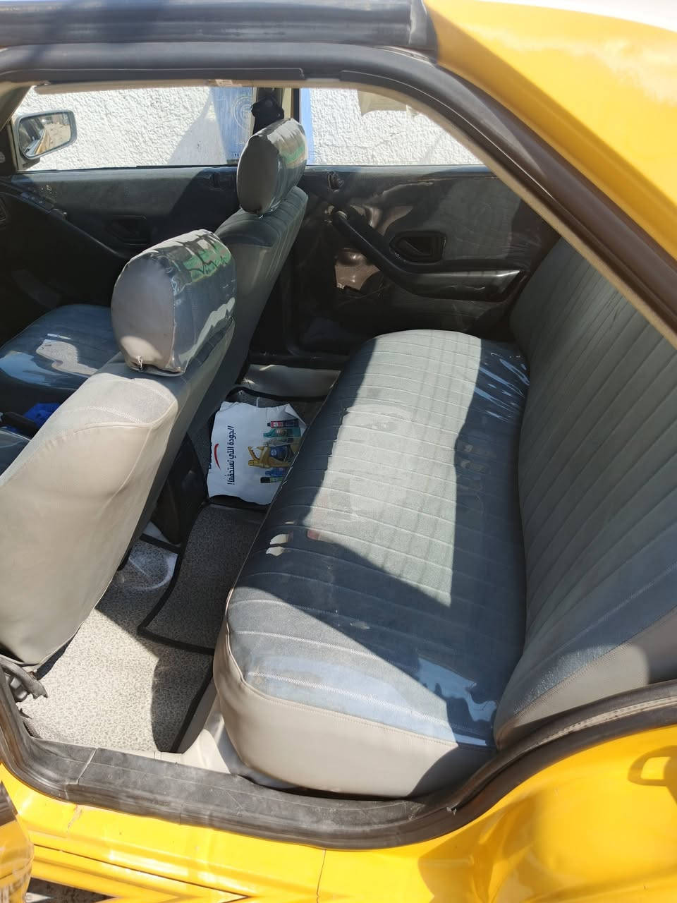 السلام عليكم بيجو بارص 15للبيع السياره جاهزه من كلشي‏‪***********‬‏
بيه فقط جاملع الامامي والهلاات الوره صبغ والبقيه كله مكفول ما بيه اي نقص تراي وين ما ايعجبك سياره ناعمه تبريد ويه السويج بيع مستعجل عندي حاله مرضيه رقم انكليزي جديد امصفره من كلشي جاهزه كبل اتوكل بيه على باب الله السعر 45وبيه مجال قليل العنوان نهايت الشعب ***********
