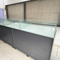فاترينات جدار • فاترينات أرضية • قنفه