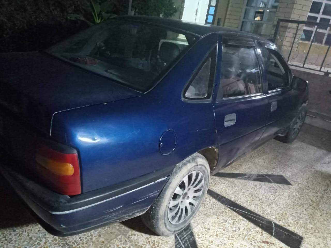 اوبل فكترا  نينوى موديل 92 حجم 18 رقم انكليزي هزه جديد طخم  صدر جديد   سعر 35 بيها مجال بصيط  ***********
