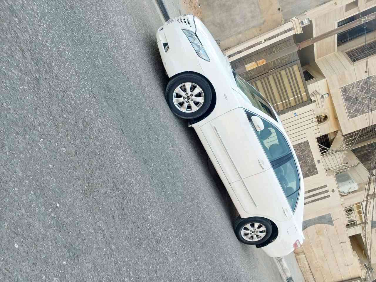 سلام عليكم  سيارة للبيع نوع  كامري موديل  2009 وارد خليجي  مكينه حجم 2400 تخم تاير حداديه خلفي امامي جديده  تبريد تدفئه السعر  83  العنوان كربلاء رقم الهاتف  ***********
