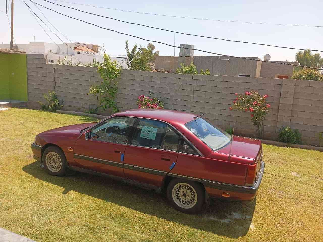 السلام عليكم 
اوبل اوميكا مال جناي سياره حلوه
محرك مال فورزه 2000 جديده 
كل شي بيها شغال بس جبنه الباور  
سنويه جديده شرط التحويل رقم 
انبار  السعر 25 ورقه وبيها مجال
مكلف بنشر رقم صاحب السياره
***********
