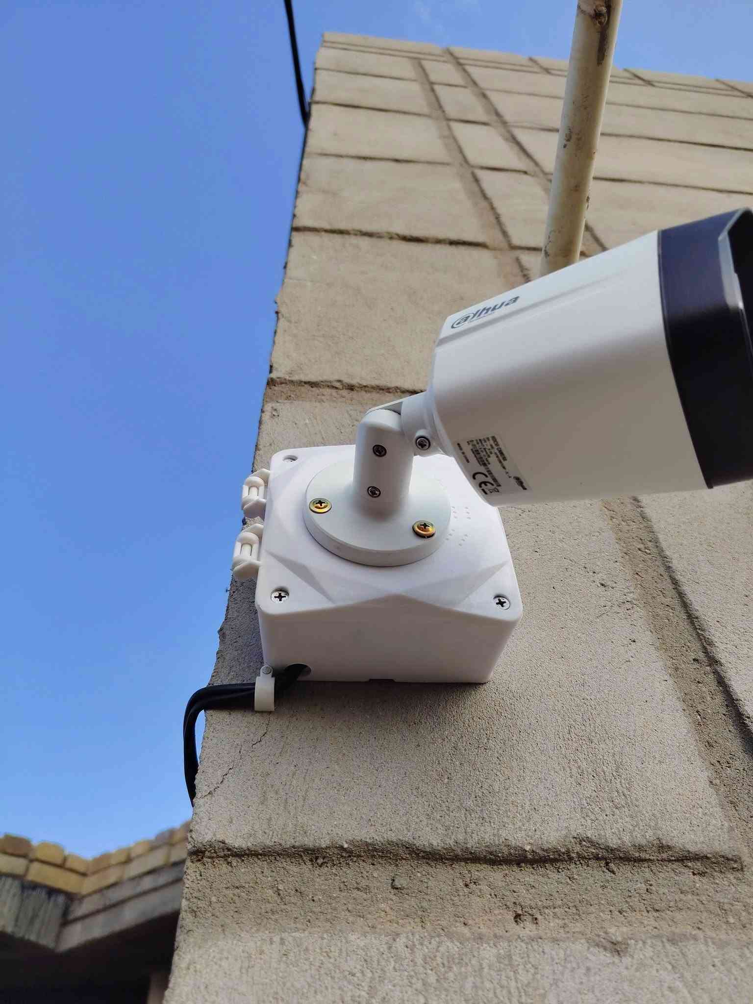 تم نصب منظومة كاميرات مراقبة متكاملة في الرفاعي  ✔️
العمل صار بوري مع بربيش 
📷 تغطية كاملة للموقع
📱 مشاهدة مباشرة من الهاتف
🔒 أمان عالي وجودة ممتازة

👷‍♂️ تنفيذ فريق محترف
📍 كشف موقع مجاني داخل الرفاعي
💰 أسعار مناسبة للجميع

📞 راسلنا واتساب: ***********

نص مكتوب في الصور:
- Channel3
- 2026-09-30 17:21:26
- 2026-09-30 17:21:21 Channel4