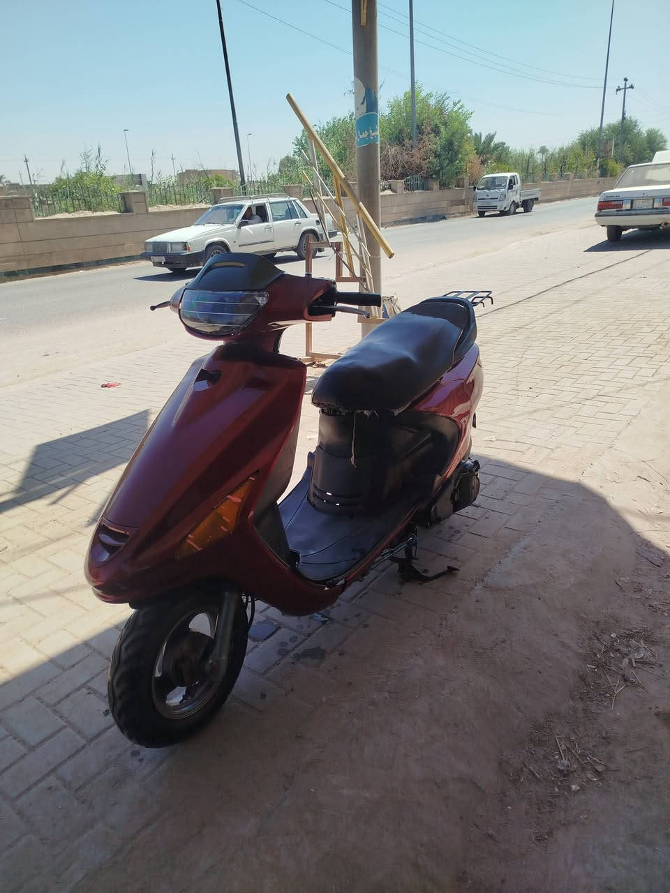 السلام عليكم دراجه فراشه للبيع الدراجه نظيفه كهربائيات كلها شغاله عوزه باتري سعره ب 300 بيها مجال مكان الديوانيه قضاء الشاميه ***********
