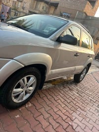 توسان • ٢٠٠٩ • محرك ٢٠٠٠