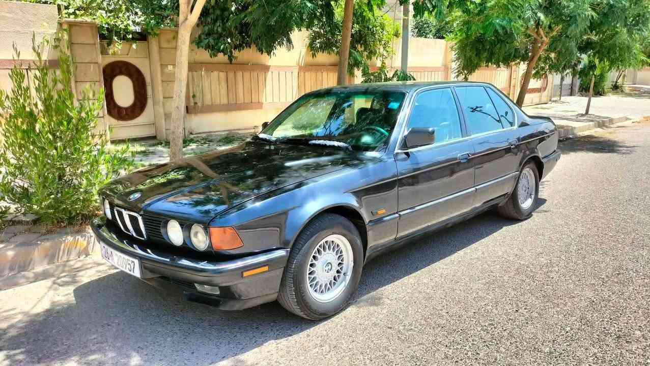 BMW موديل 91 حجم 735 للبيع سيارة بأسمي رقم صلاح الدين ألماني سنوية جديد تحويل بالشرط دفتر بنزين گير ومحرك بالشرط تبريد ثلج سيارة بدون ضرر وبدون نواقص مصبوغ عام للجمالية سعرها 70
***********
