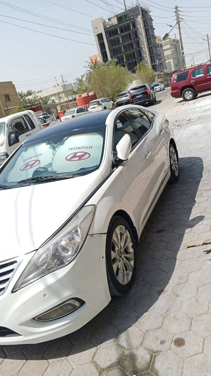 سياره ازيره مديل 13مكينه وكير خير من اله سياره نضيفه رقم وتساب ***********
