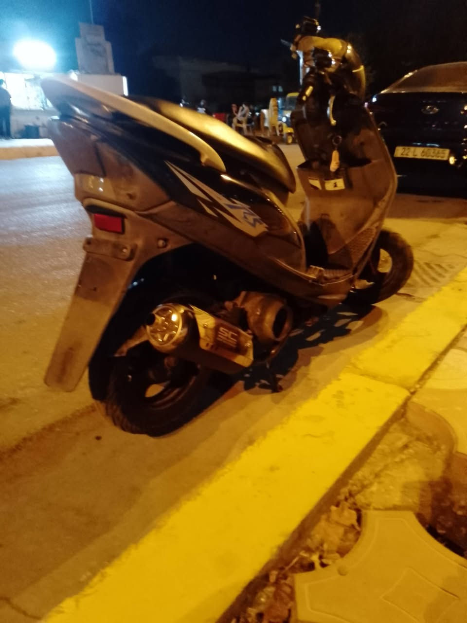 من رخصه الادمن دراجه للبيع ماكس عدله 
دراجه خير من الله نضيفه و احلا من الصور ما مفتوحه مكينه بلاديه 49 
اشاير سلف هندر لايت عالي ناصي الدشبول السكن الخلفي كله شغال ما نقصه برغي مكان الدراجه بابل قرب صيطره أم الهوى سعره 700 و بيه مجال حك الجيه الدراجه رمبه جديده كلش رقمي *********** ما متواجد ع الخاص فقط اتصال أخيكم المو شراي لا يتصل و يضل يعامل
