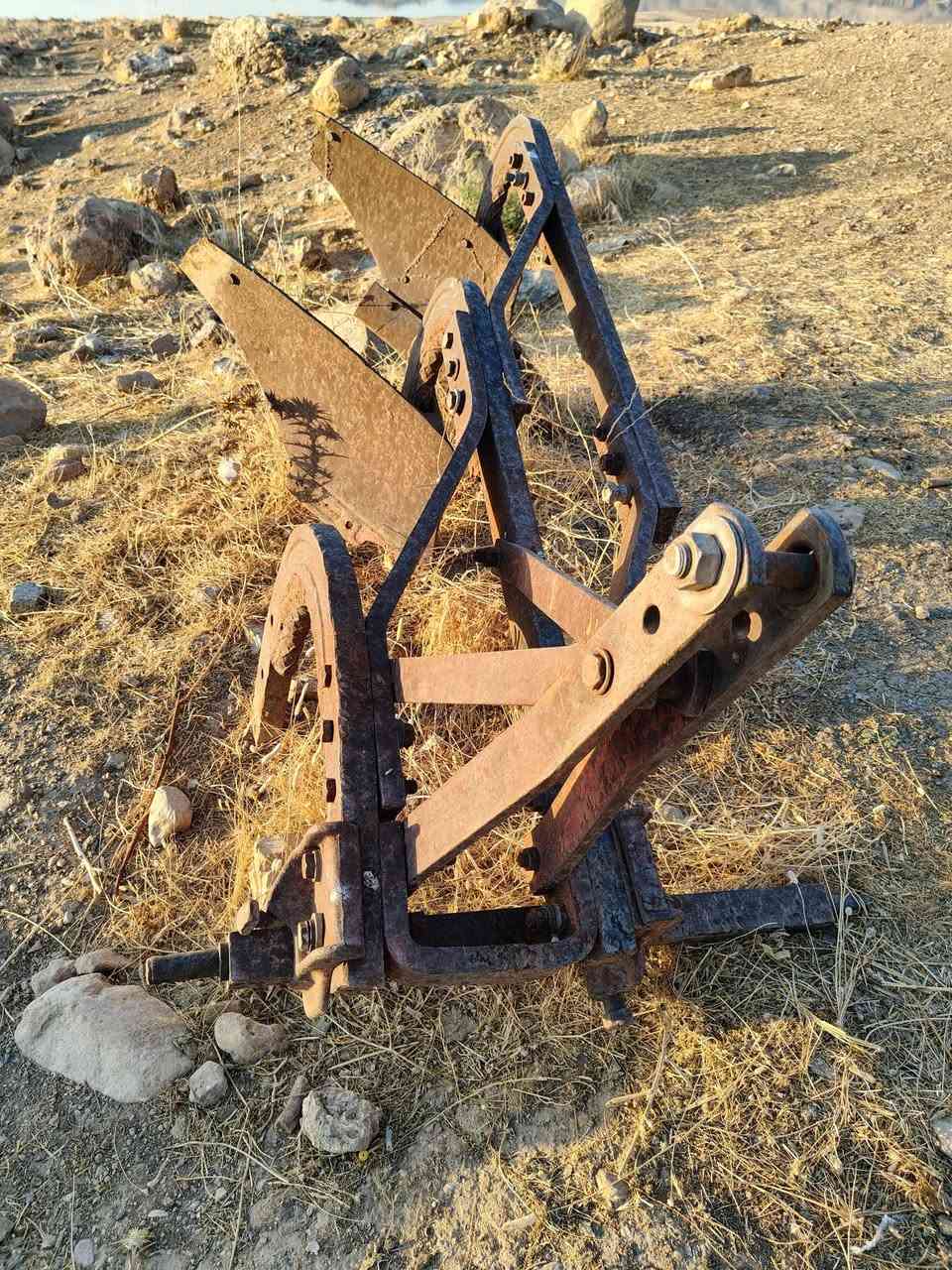 بۆفرۆشتن هەردووکی 250هەزار نزیک دەربەندیخان ***********
