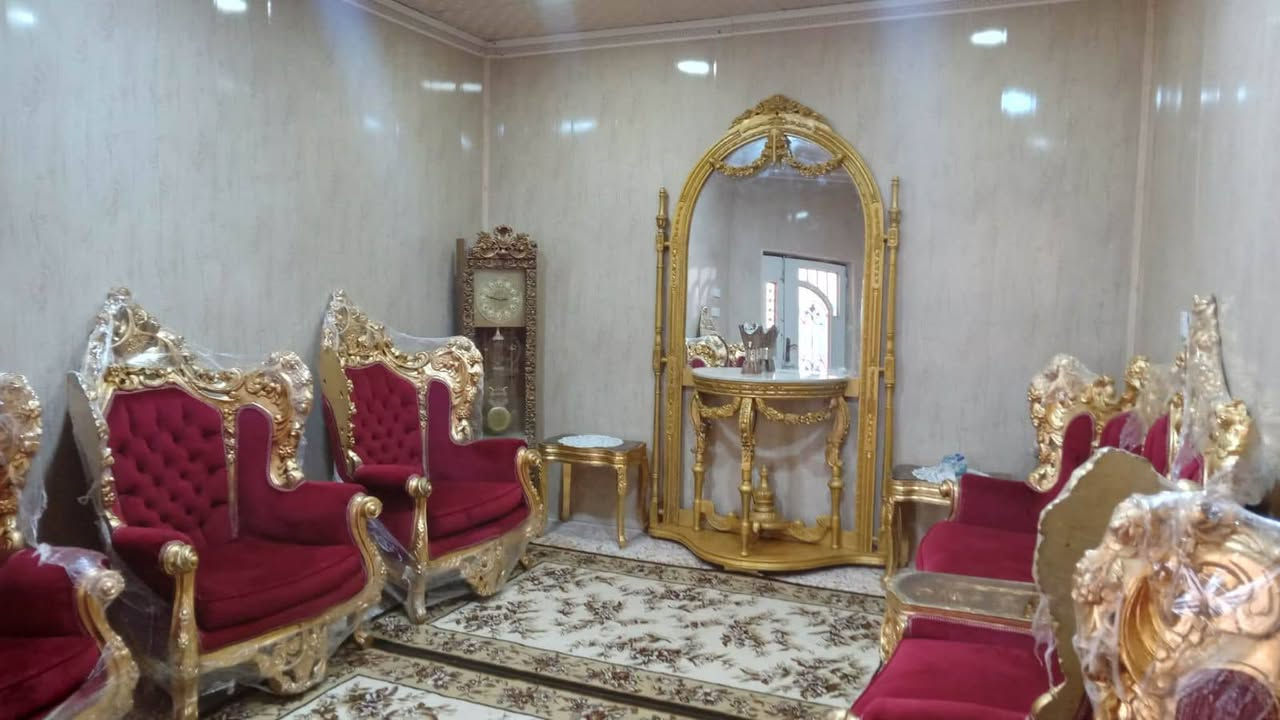 دار للبيع حي جربوعيه الاولى 
غرفتين وصاله ومطبخ وبراني وحمامات وغرفه فوك سقفه سندويج السعر 115الاتصال
***********
