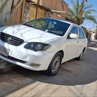 بي واي دي F3 • أوتوماتيك • ٢٠١٣