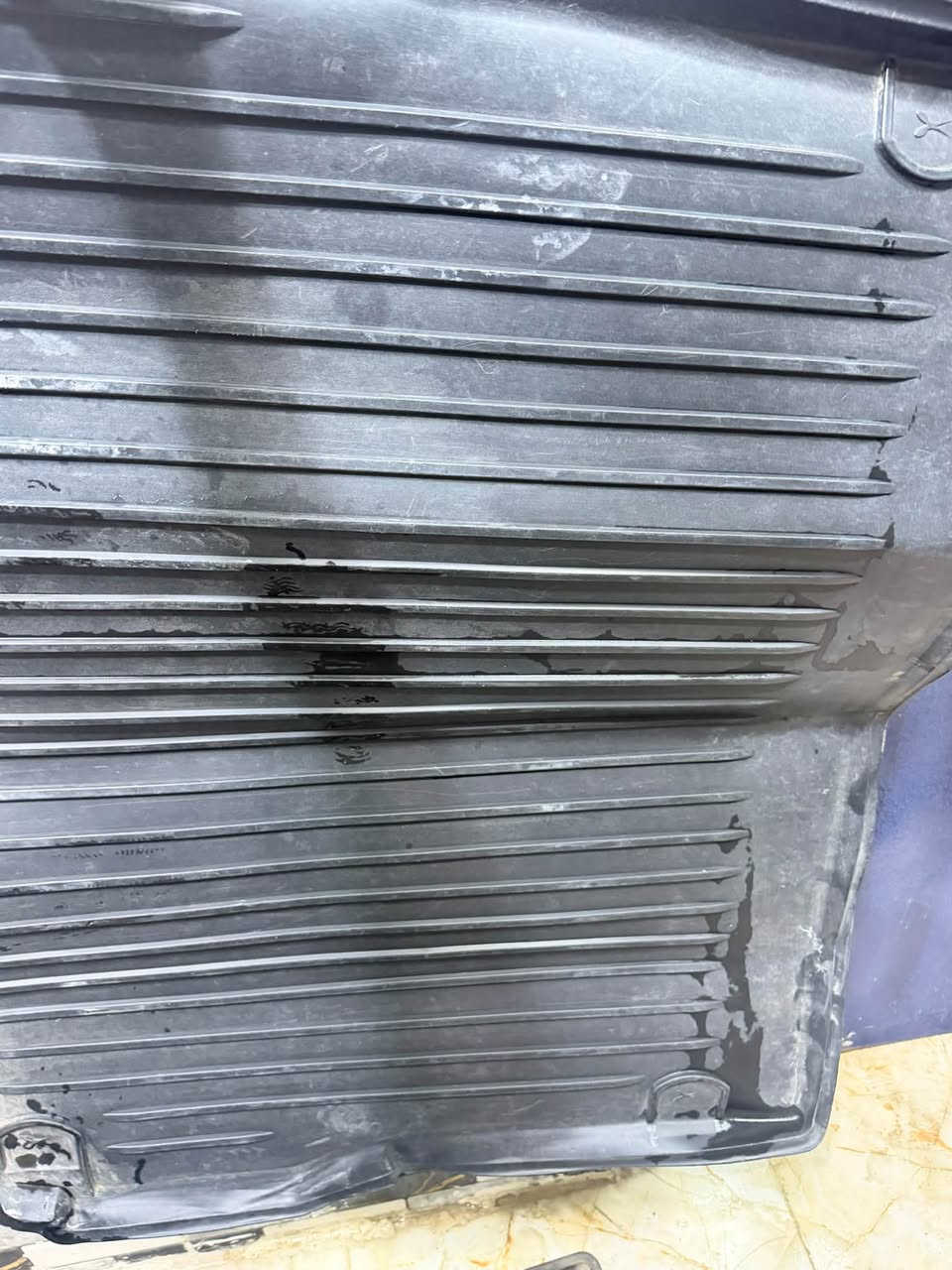 للبيع لاستيكه صندوق ماليبو تفصيخ
***********
