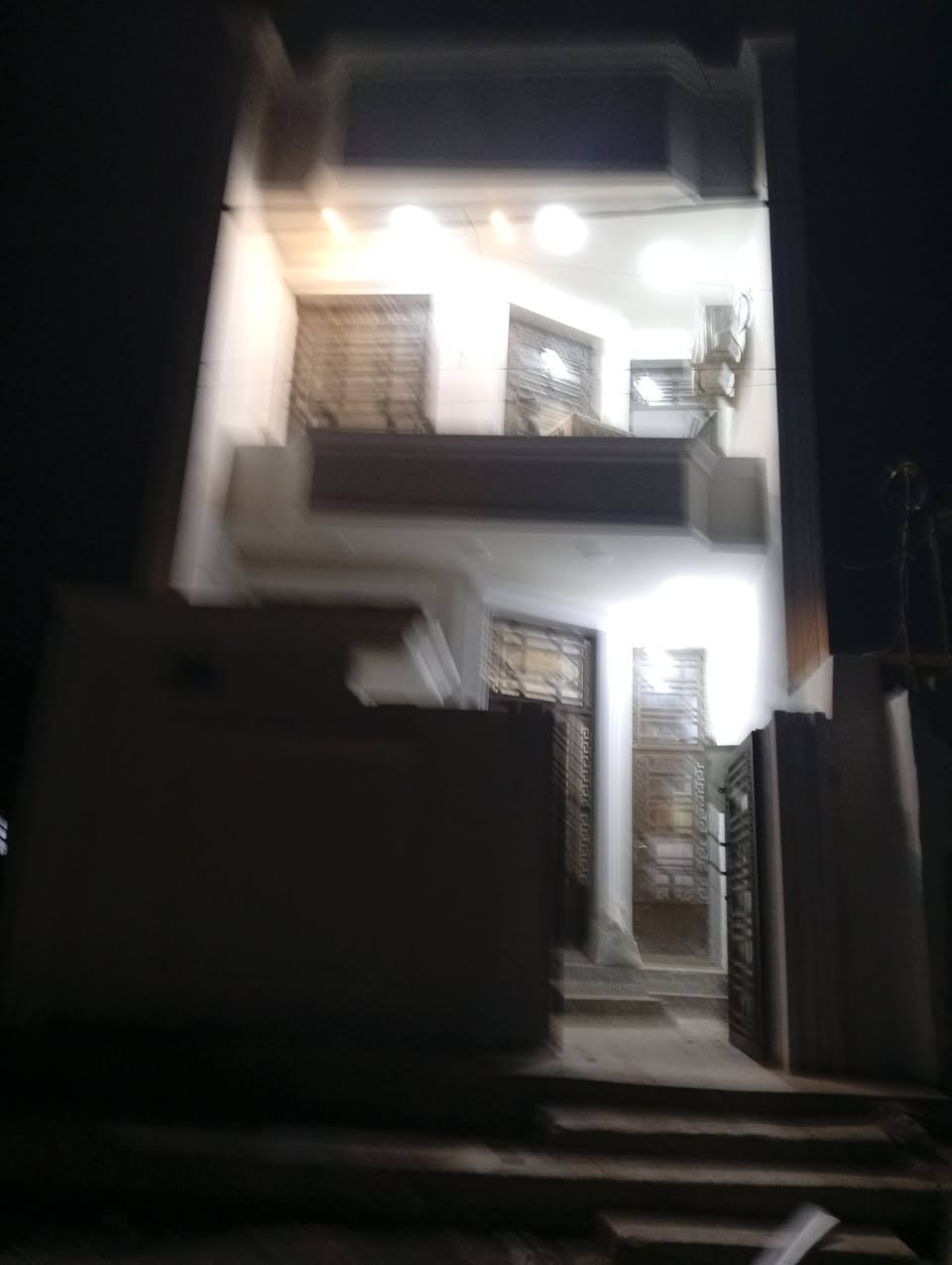 بيت • ١٠٠م • حي الصديق