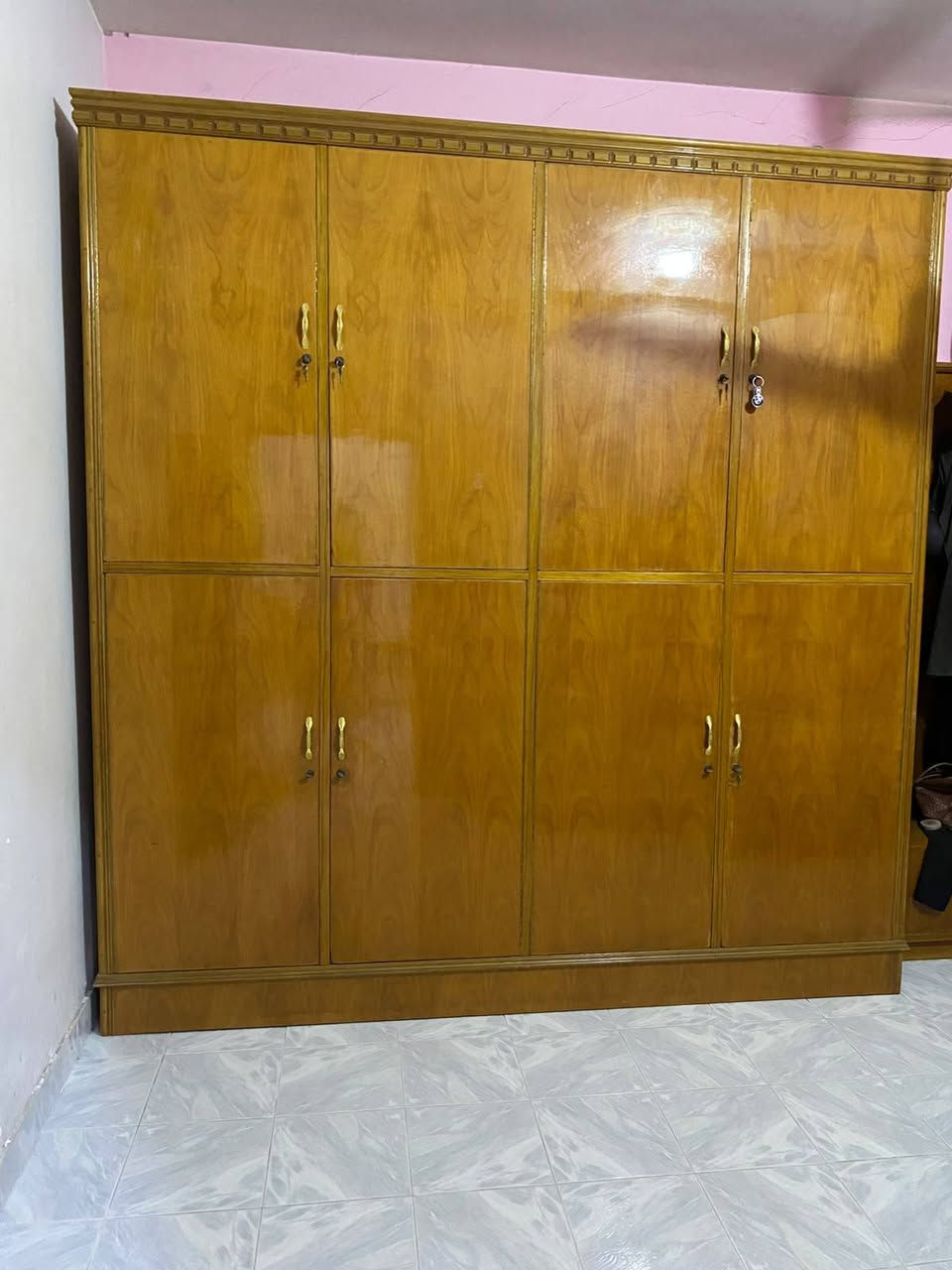 ميز تواليت • جرباية • زاوية