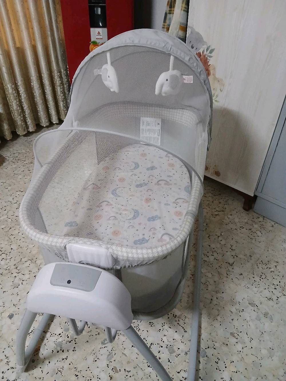 سرير اطفال • ماستيلا • هزاز كهربائي