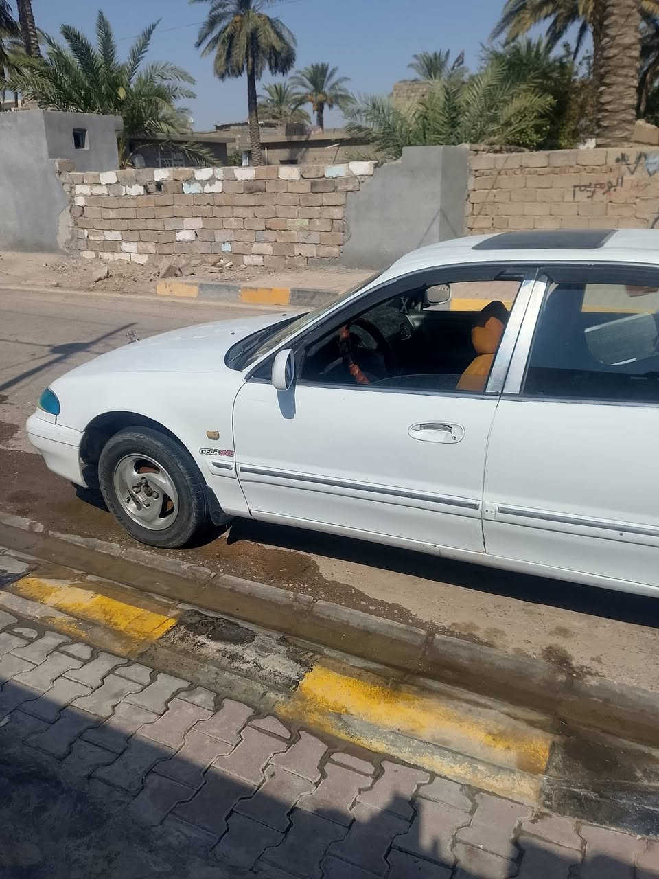 سياره للبيع سوناته رقم انكليزي بغداد راعيها موجود في محافظة ديالى للاتصال على الرقم ***********/
