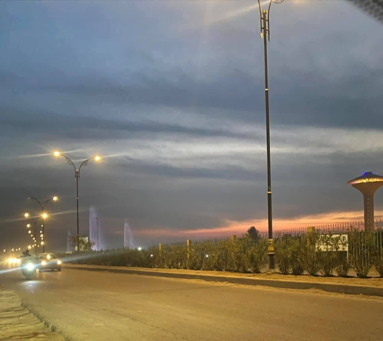 يا الله السلام عليكم قطعه ارض للبيع مساحه (( ٢٥٠ متر   بسعر مناسب ))  ملك صرف زراعي سنه 25 طابو الاعظمية منطقه الفحامه قرب جزيره بغداد السياحيه بستان الكبيسي منطقه طابع سكن خدمات/ كامله/ كهرباء /ماء /مولد/ شارع عريض عرض 15 متر والفرع 10 السعر  ١٠٠ متر    ٢٥ مليون للاستفسار على هذا الرقم *********** وتساب

