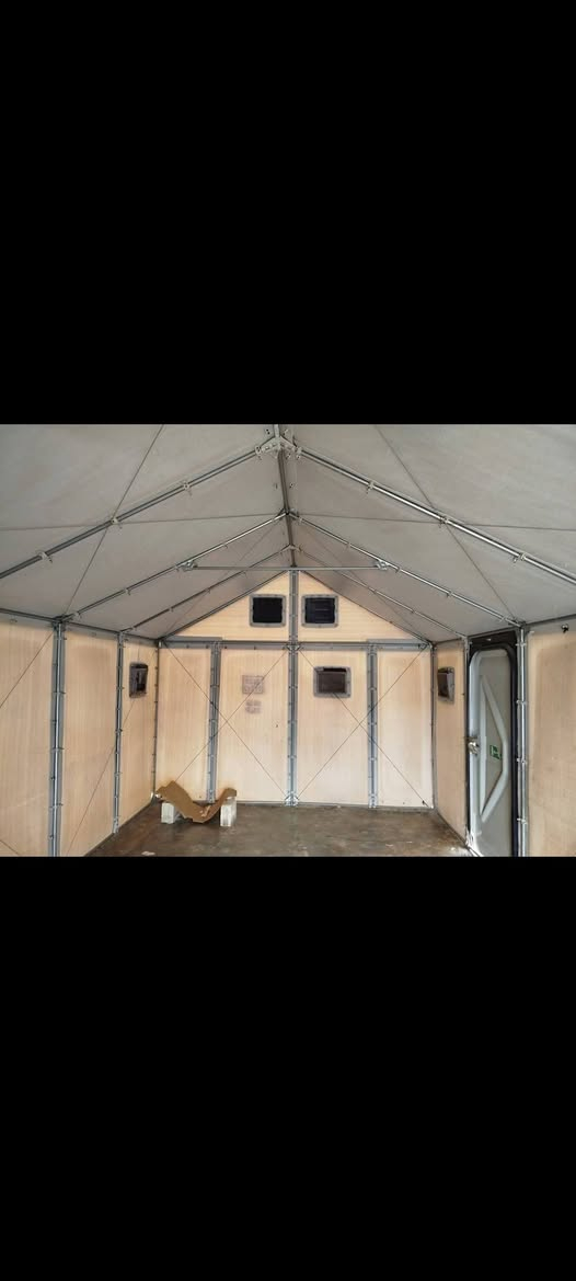 السلام عليكم 

يوجد خيمه كرفانيه للبيع 
مساحه 6×3 ونص تقريباً 
مرتبه بيها ضرر قطعه وحده مفطوره 
تريدها هيه والقماش الداخلي تريدها وحدها 

( سبب البيع الشله هايضه عليهم الجيزه ومعد يتعللون بيها ) 

المكان صلاح الدين بيجي 
السعر 550 

وهذا رقمي وحياكم الله 
*********** 
متواجد 
فيس 
ماسنجر 
واتساب 
تلجرام 
تيك توك 
انستا 
وين ما تريد موجود
