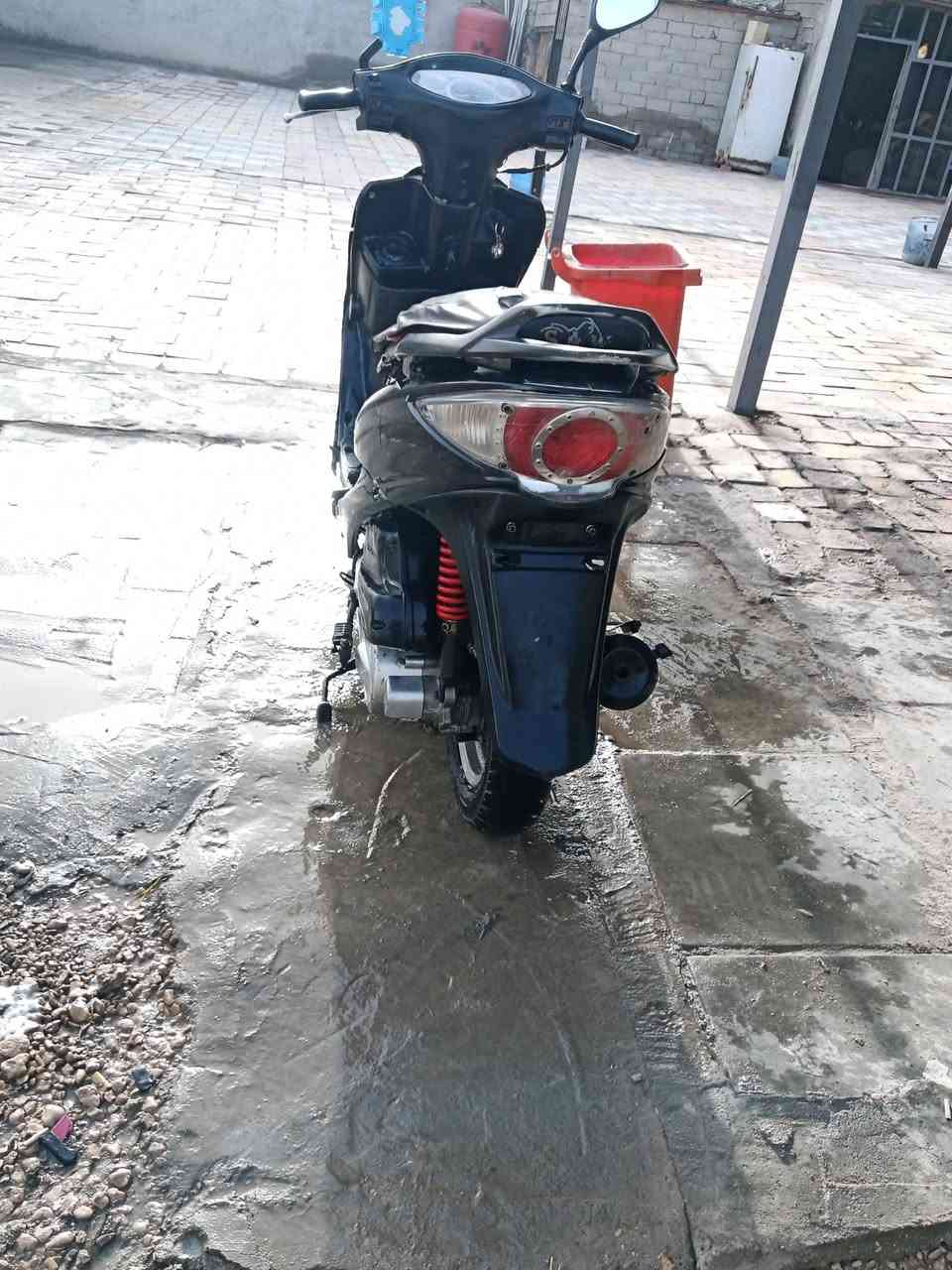 سلام عليكم للبيع كامكو جي فور دراجة جديده شلعه معدل فول العنوان نجف مناذره السعر 425 وبيها مجال الاستفسار اتصال ***********
