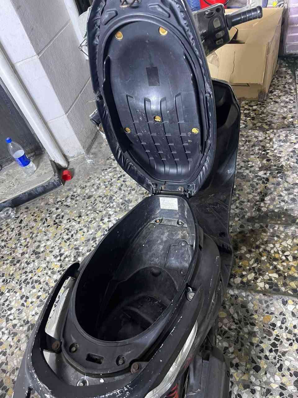 ات نضيفه البدالسلام عليكم مرخصه الادمن عندي ثعلب للبيع نضيفه فول برغي ما مفتوح بيها مكينه كفاله كفرات بلاديه نكره سلف نقصها دشبول وراس فقط اترجاكم بس الشراي يتصل رايدها ب 750وبيها مجال***********
