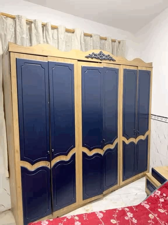 اثاث بيت للبيع مكان بلديات
الثاث كدامك تخم 10 نفرات ضخم بي كم رجل طاكه شغلته بسيطه 

غرفه نوم تركيه ٥قطع مكاني بلديات 
قيم واخذهم ثنينهم رقمي ***********
