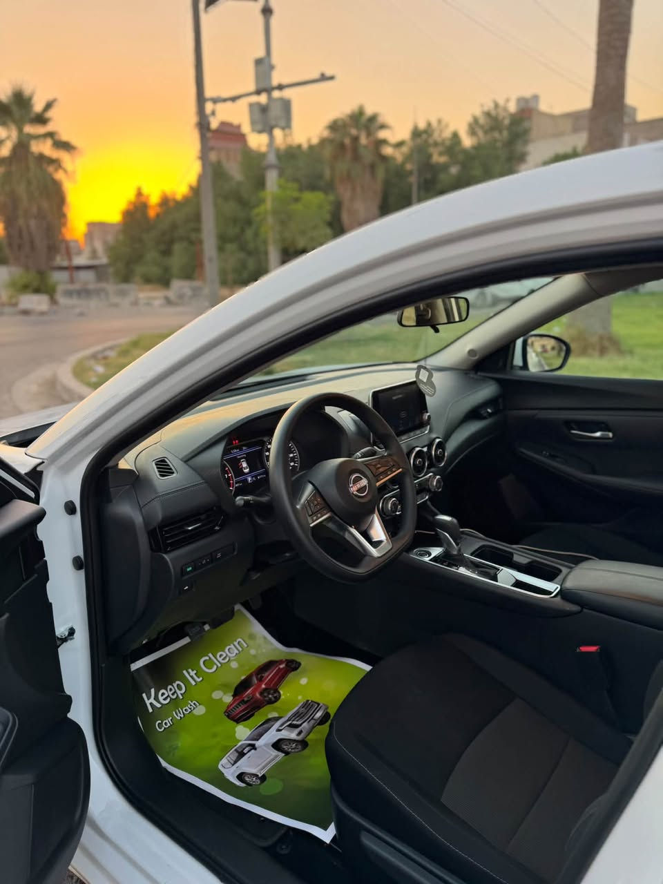 السلام عليكم اخوتي
Nissan sentra 2025 sv
فول مواصفات عدا فتحه
رادار امامي
رادار خلفي + حساسات
ابل كار بلي
نظام النقطه العمياء
كاميرا خلفية
عداد ديجتال
ستيرن تحكم جهتين
بحالة الوكالة ماشية ١٧ الف   صبغ حافة البنيد فقط ع كدها  ومبدل دعامية امامية وصابغها وغراضها القديمة موجودة
كل غراضها الاصلية  وما مفتوح بيها شي
السياره تراي زيرو
مكاني الكرادة
السعر 150 ورقة بدون رقم
***********  نورالدين
