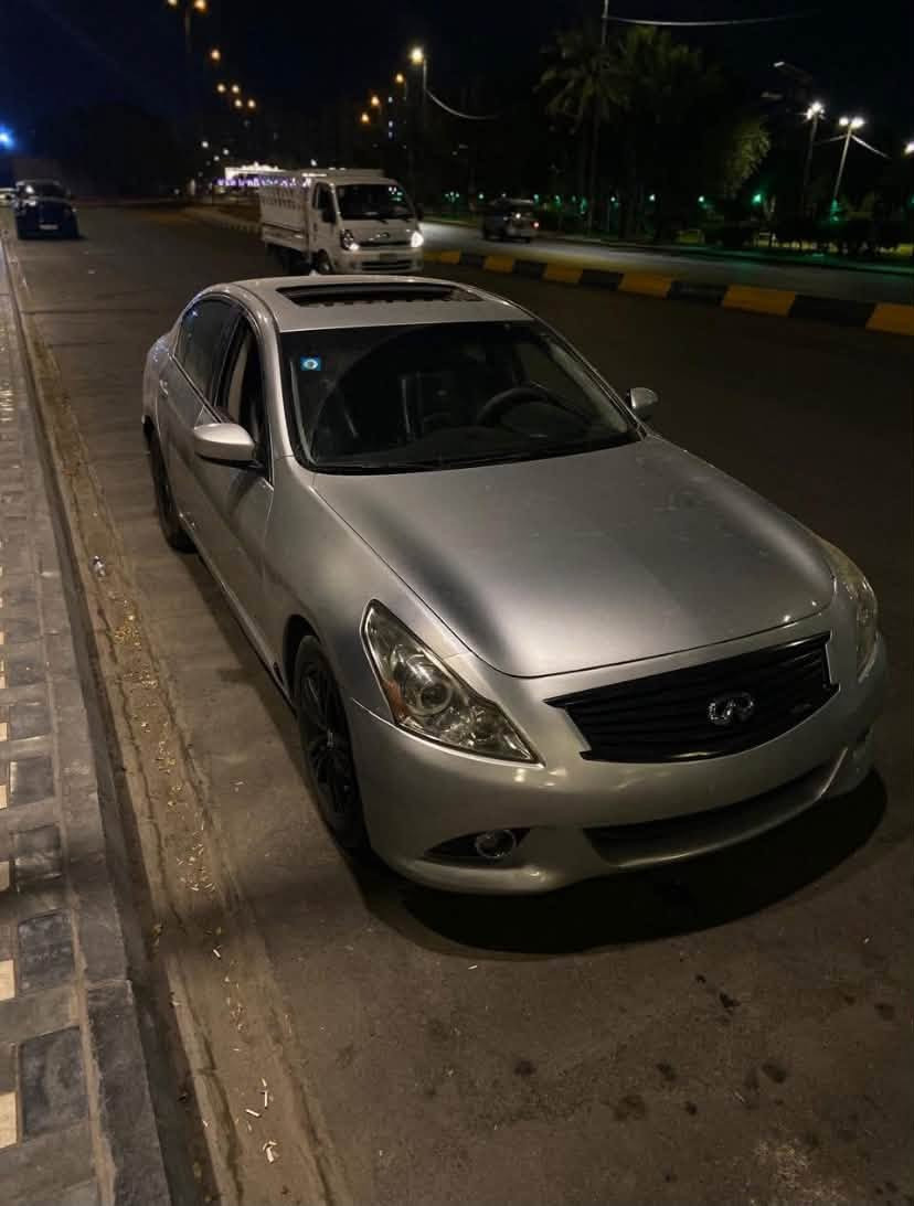 سلام عليكم انفنتي g37  2013 للبيع سياره كاملة مابيها نقص حادثها غرق ومبدله عقول وضفاير جدد سياره شاشة ابل كار بلاي فول مواصفات ومعروفه مواصفات ل انفنتي رقم بغداد باسمي مكان بغداد السعر 90 وبيها مجال لل استفسار ***********
