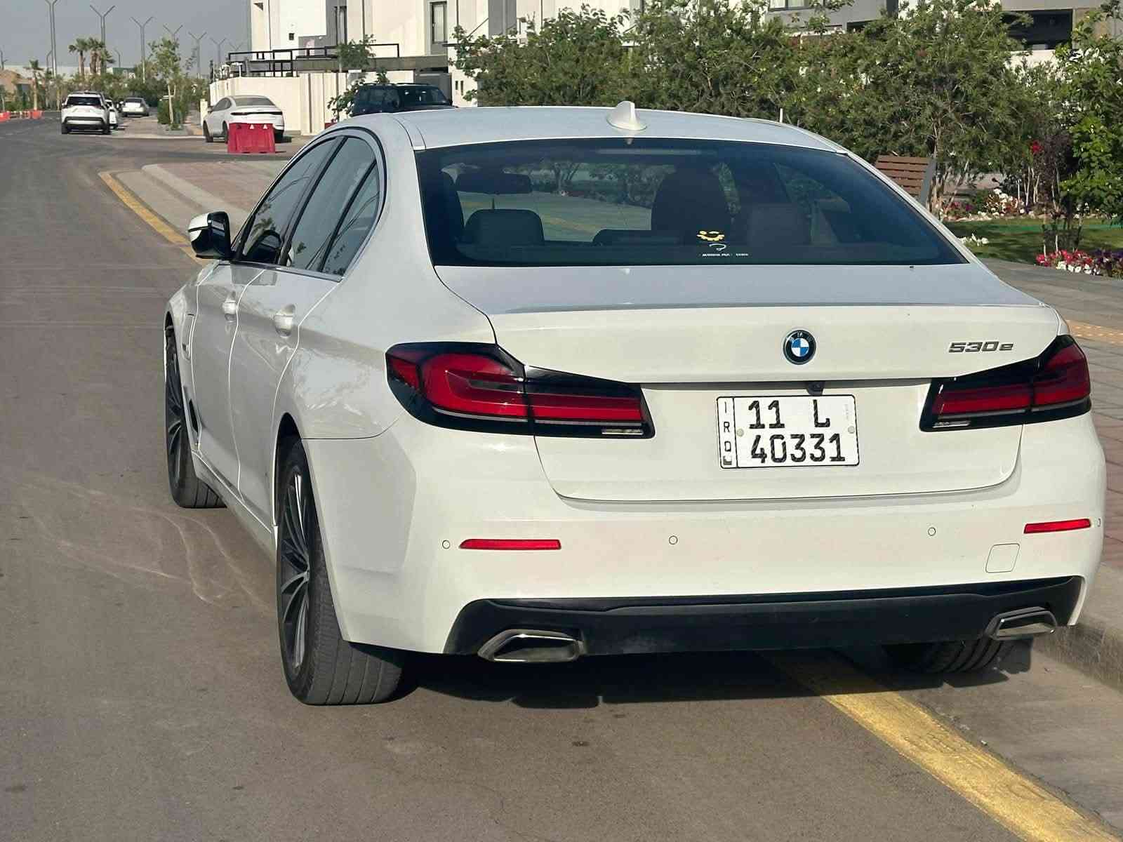 BMW 530E
موديل 2023 مواصفات بلكن هايبرد بانزين 3 انظمة ماشيه 57000 الف وارد امريكي صبغ فقط جاملغ خلفي + بارد بسيط بالباب 
بدون دواخل بدون ايرباك رقم بغداد 
السعر 31500$ وبيها مجال 
للاستفسار : *********** متوفر واتساب
