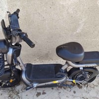 دراجة كهربائية • بطاريات • نظيفه