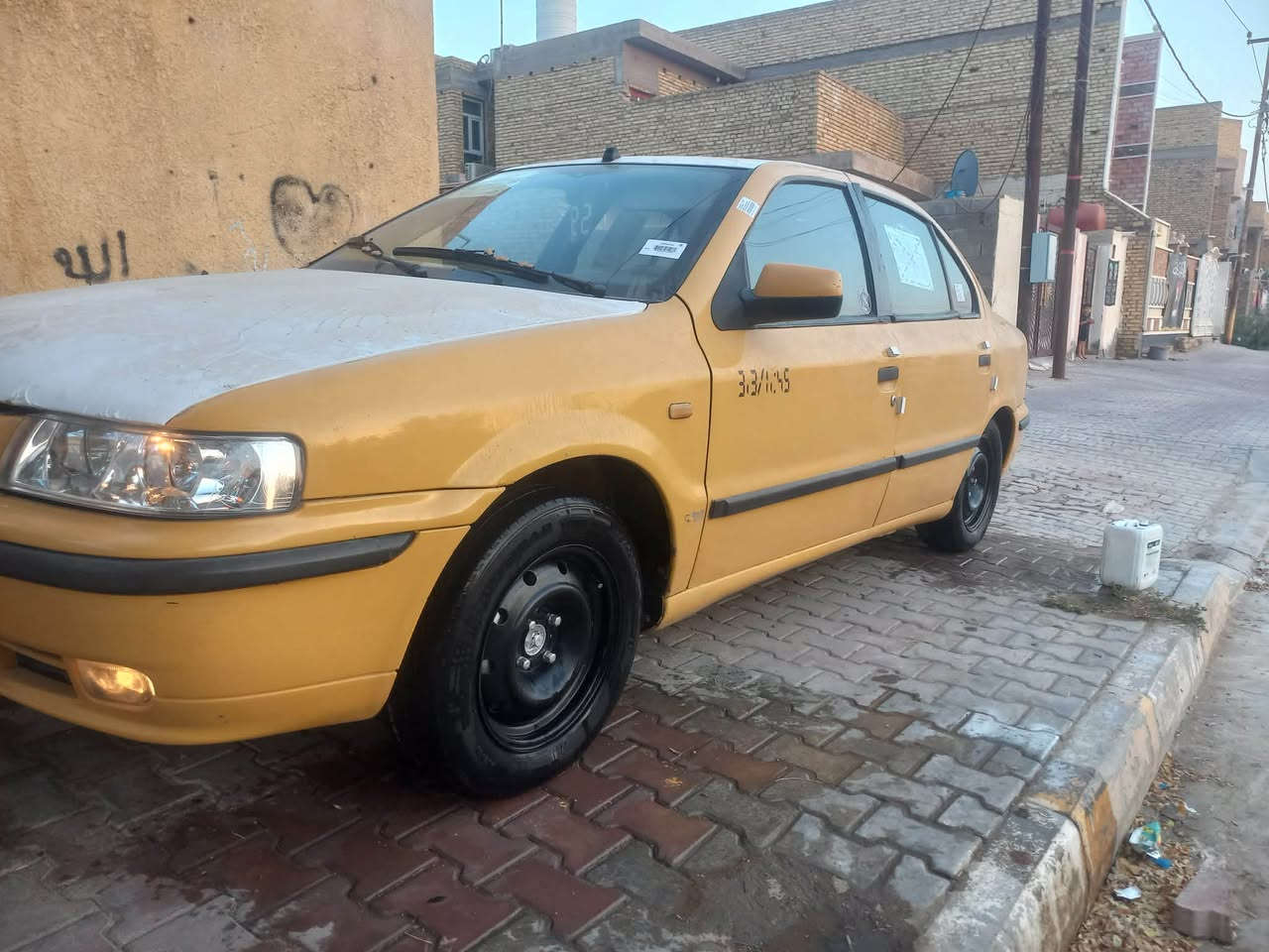 سمند 11 رقم واسط سنويه مجدده هيئه مصفره مكينه كير مكفولات تبريد ثلجً كهربائيات كلها شغاله     بيها خياس ملكط سياره جاهزه من كلشي سعرها 27 للاستفسار *********** او *********** مكاني كوت
