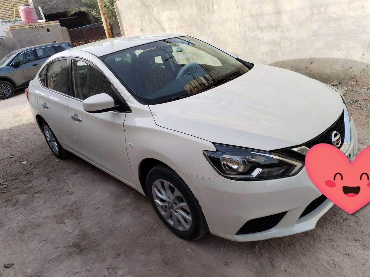 نسان سنترة موديل ٢٥ ماشية ٣٠ الف دواخل أسود كفالة عدة رصعة بلباب مكان كوفة السعر ١٢٤ ***********
